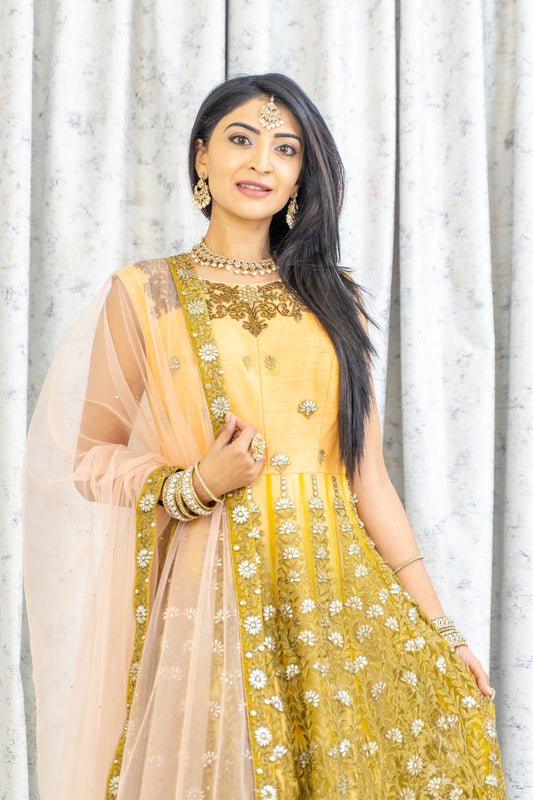 Embroidered Lime Net Punjabi Set