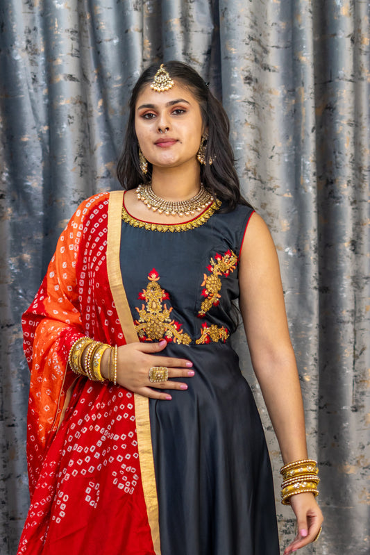 Black Cotton Punjabi Set with Contrast Dupatta