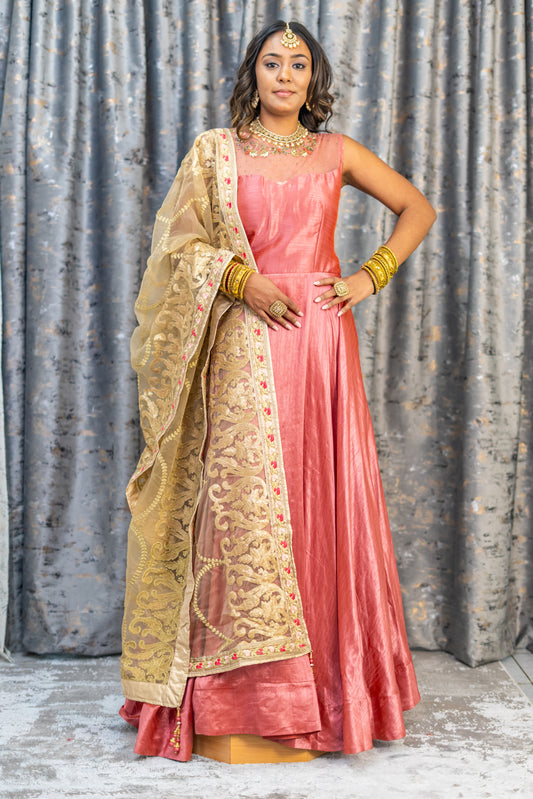 Dusty Pink Raw Silk Punjabi Set with Contrast Dupatta