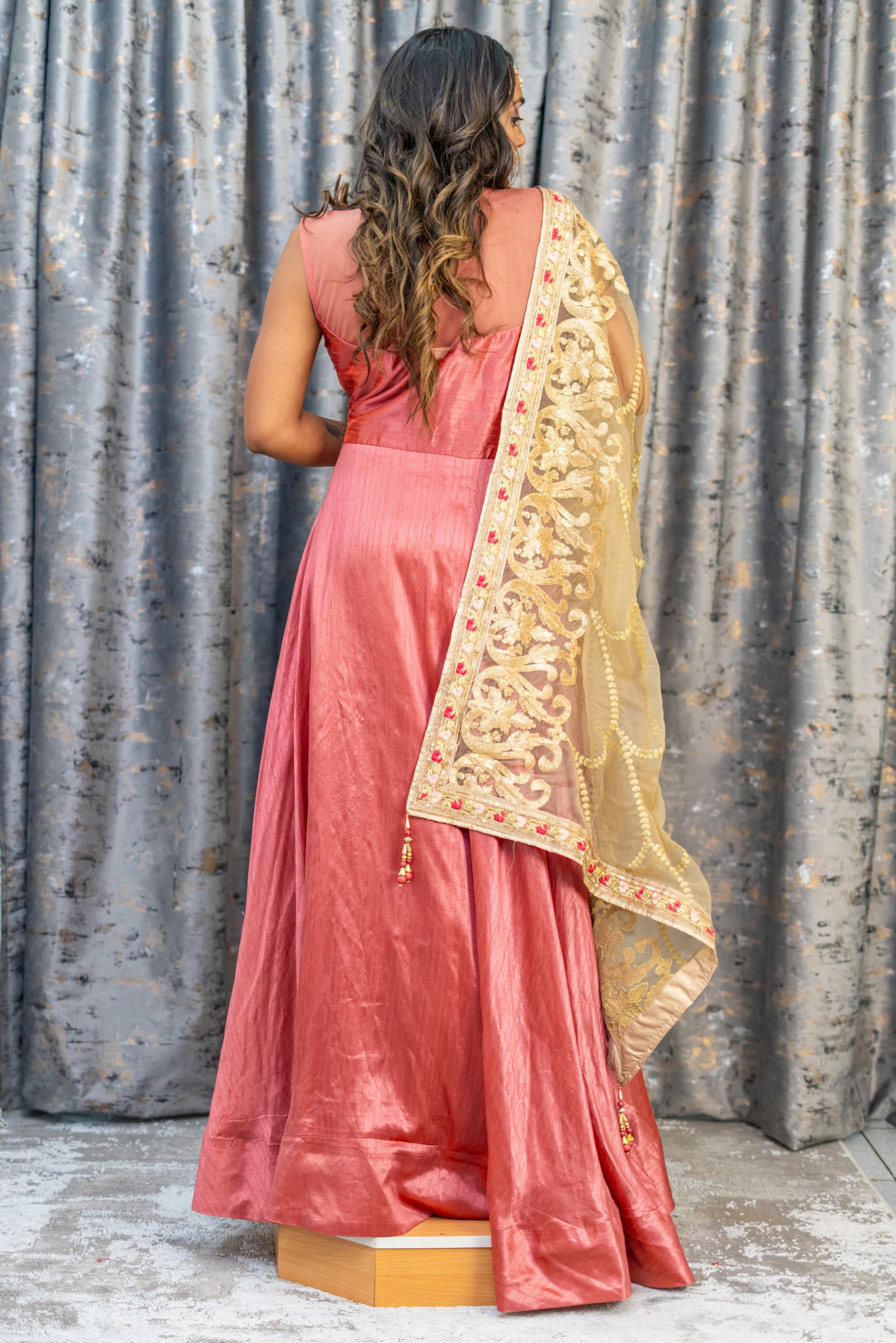 Dusty Pink Raw Silk Punjabi Set with Contrast Dupatta