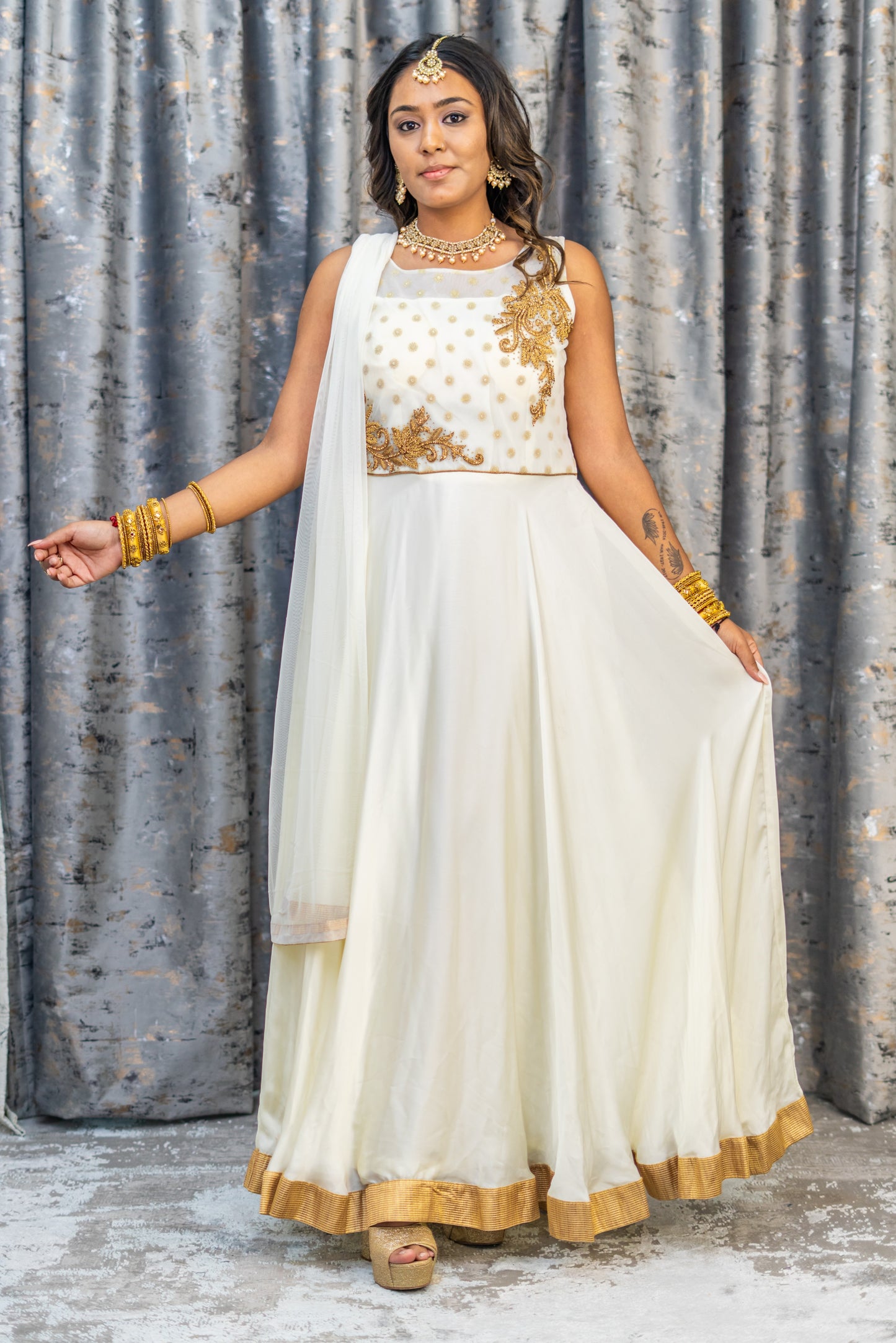 Off Withe Chinon Silk Punjabi Sete