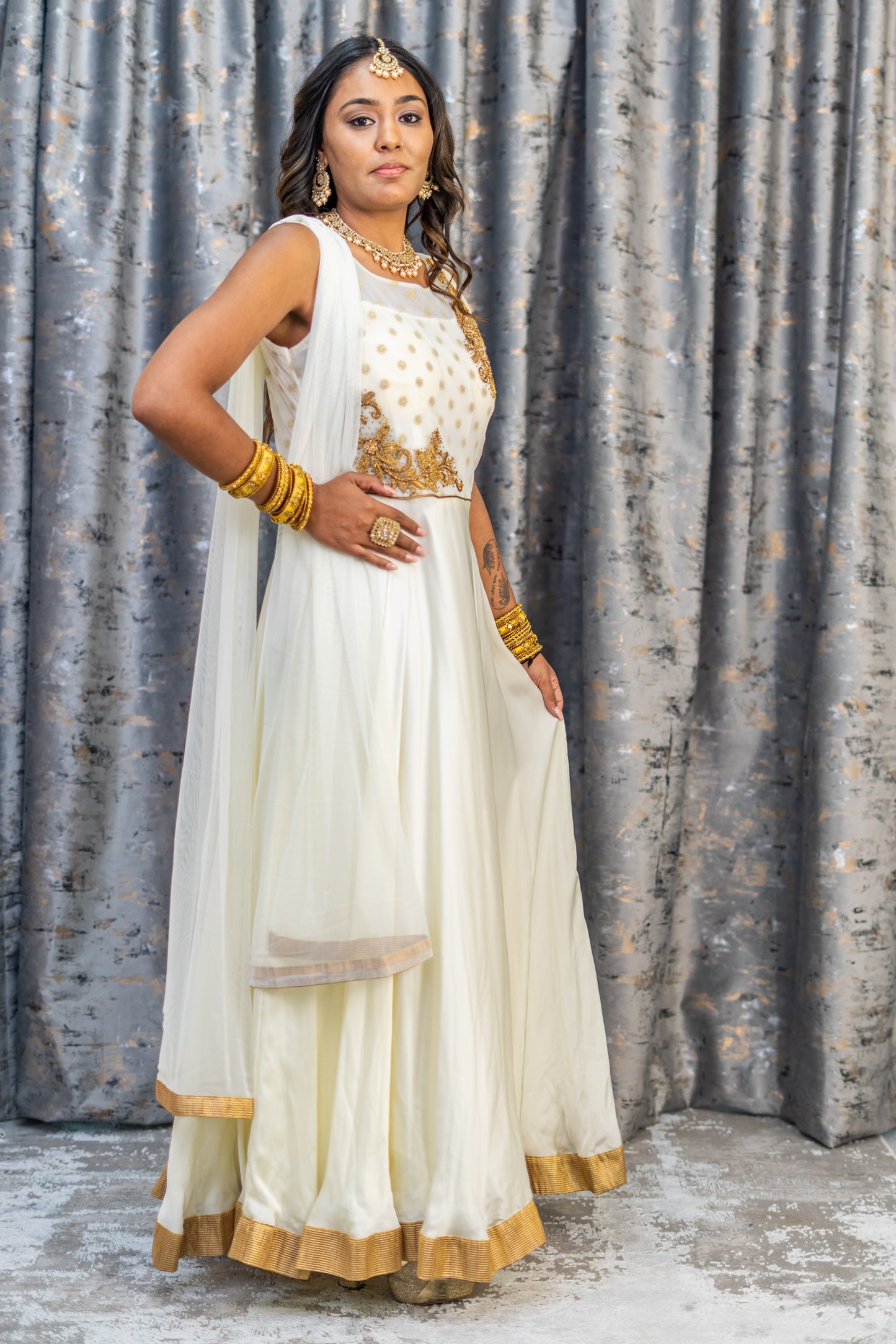 Off Withe Chinon Silk Punjabi Sete