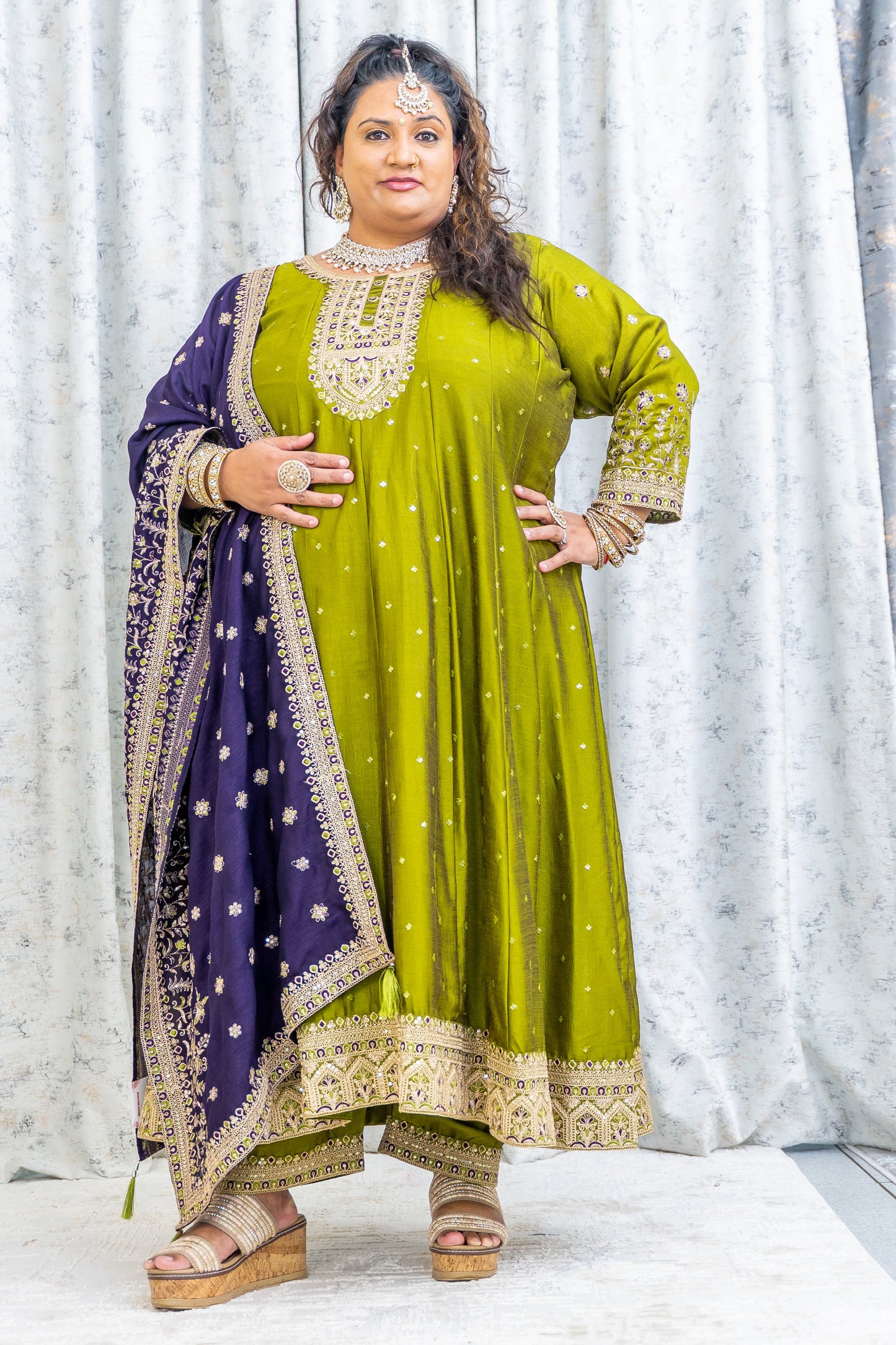 Green Cotton Punjabi Set with Contrast Dupatta