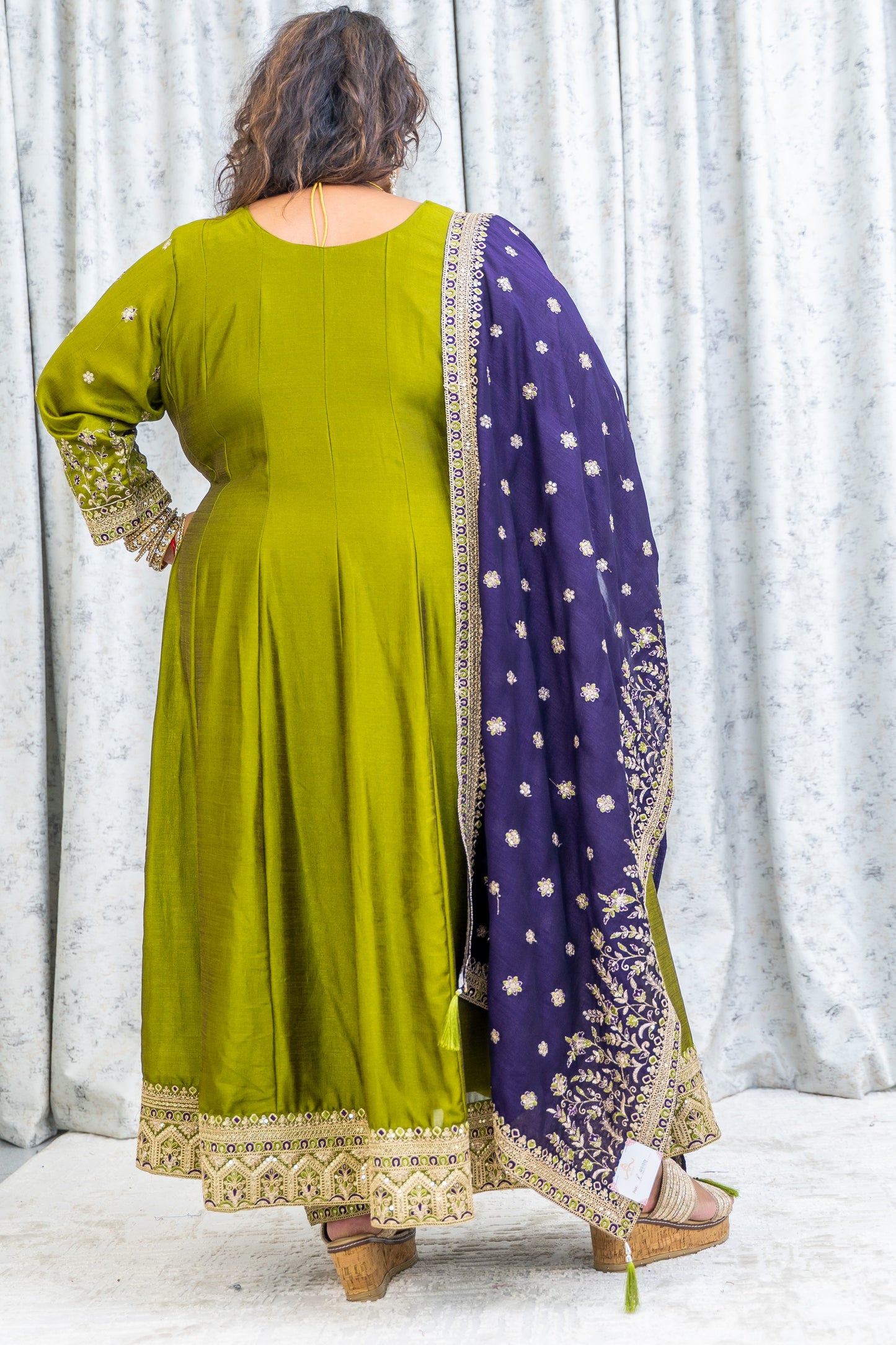 Green Cotton Punjabi Set with Contrast Dupatta