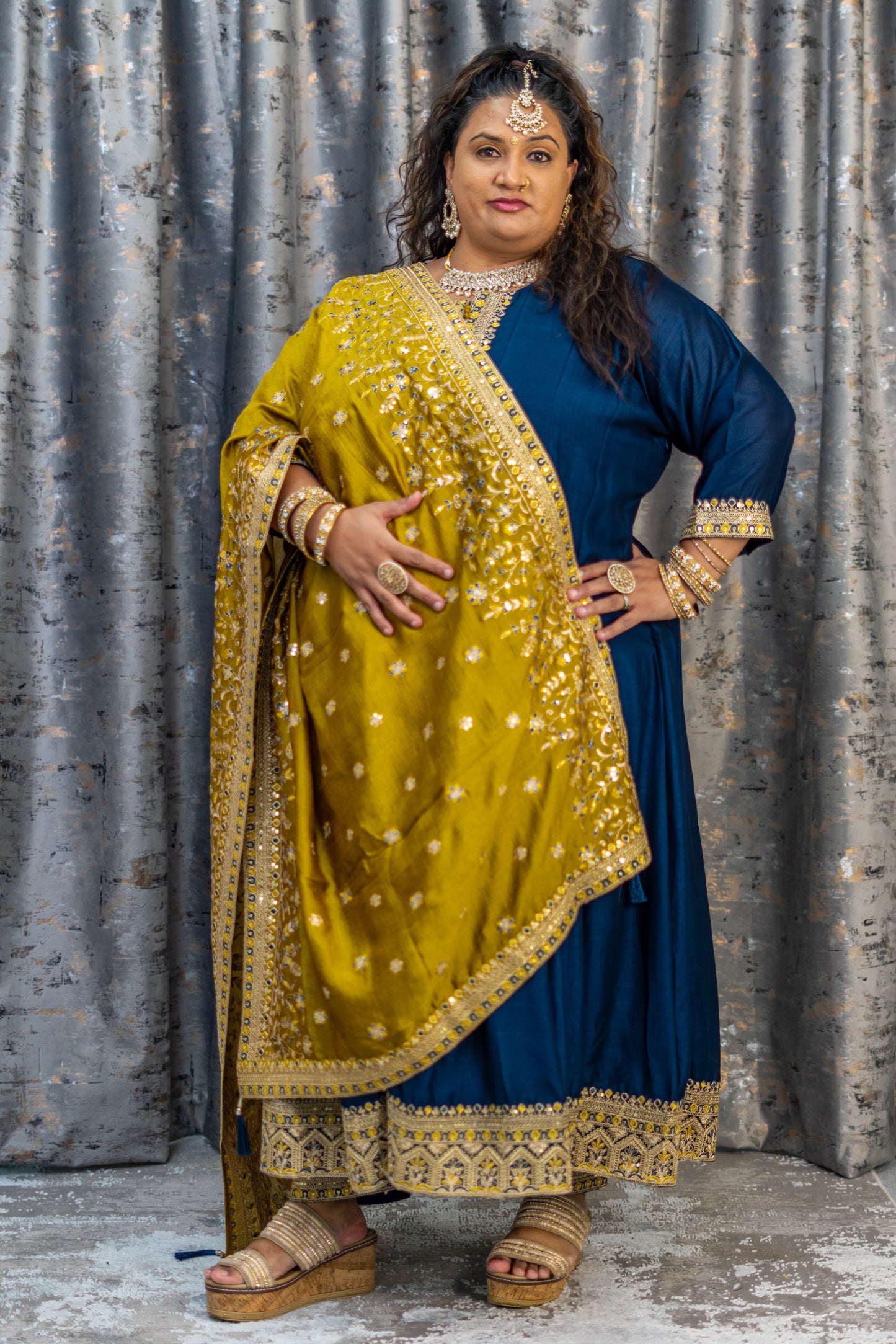 Navy Blue Punjabi Set with Contrast Green Dupatta