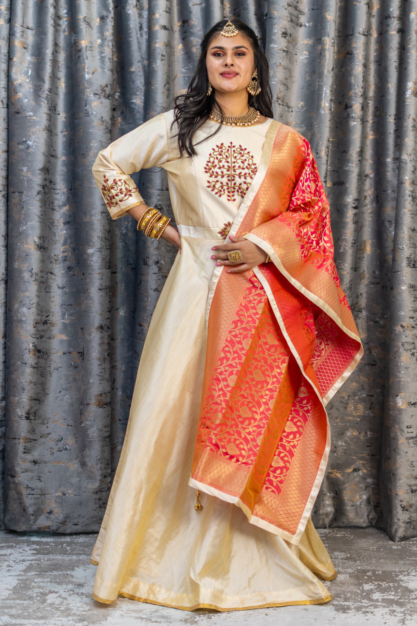 Cream Raw Silk Punjabi Set with Contrast Dupatta